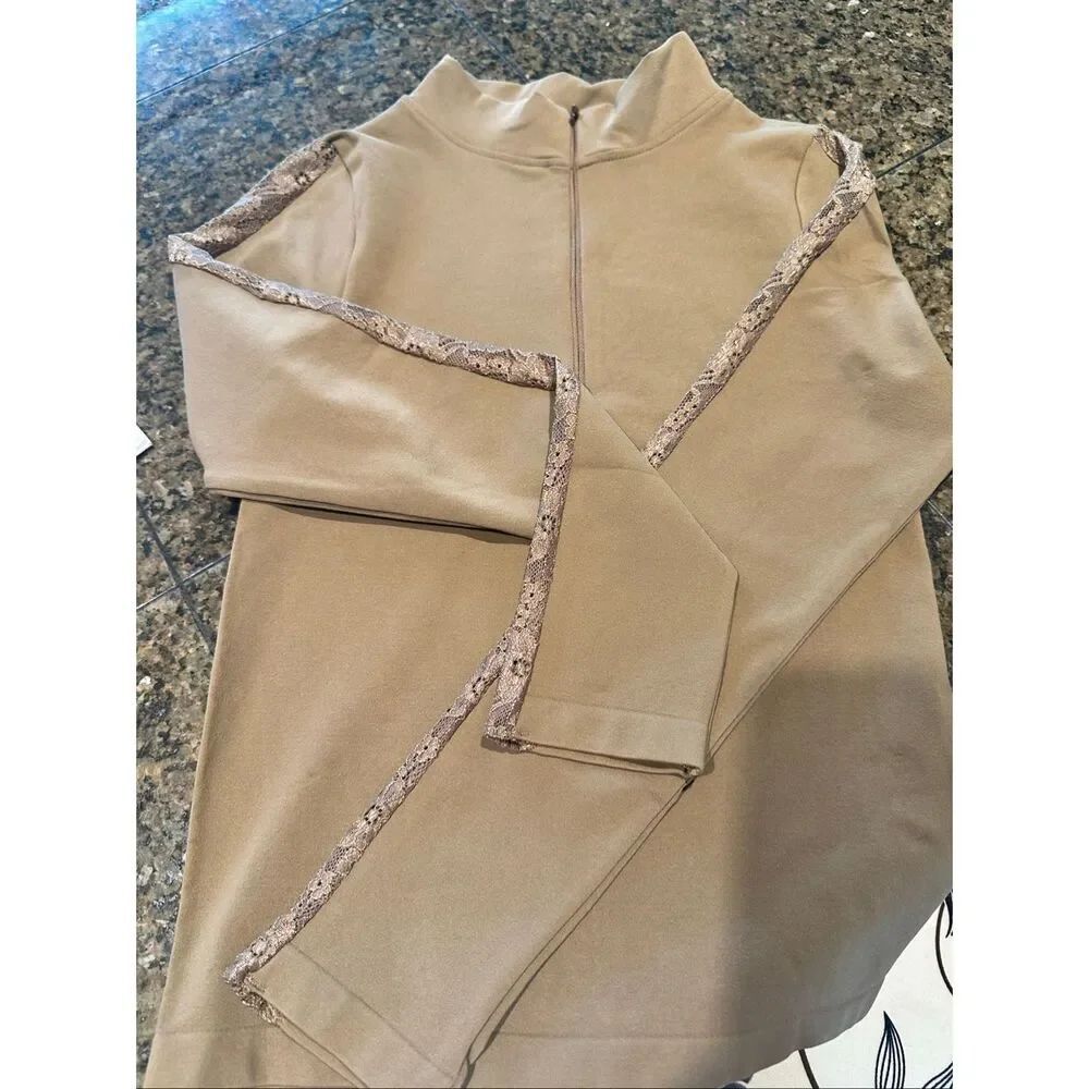NWOT Dynamic top - Picture 6 of 6